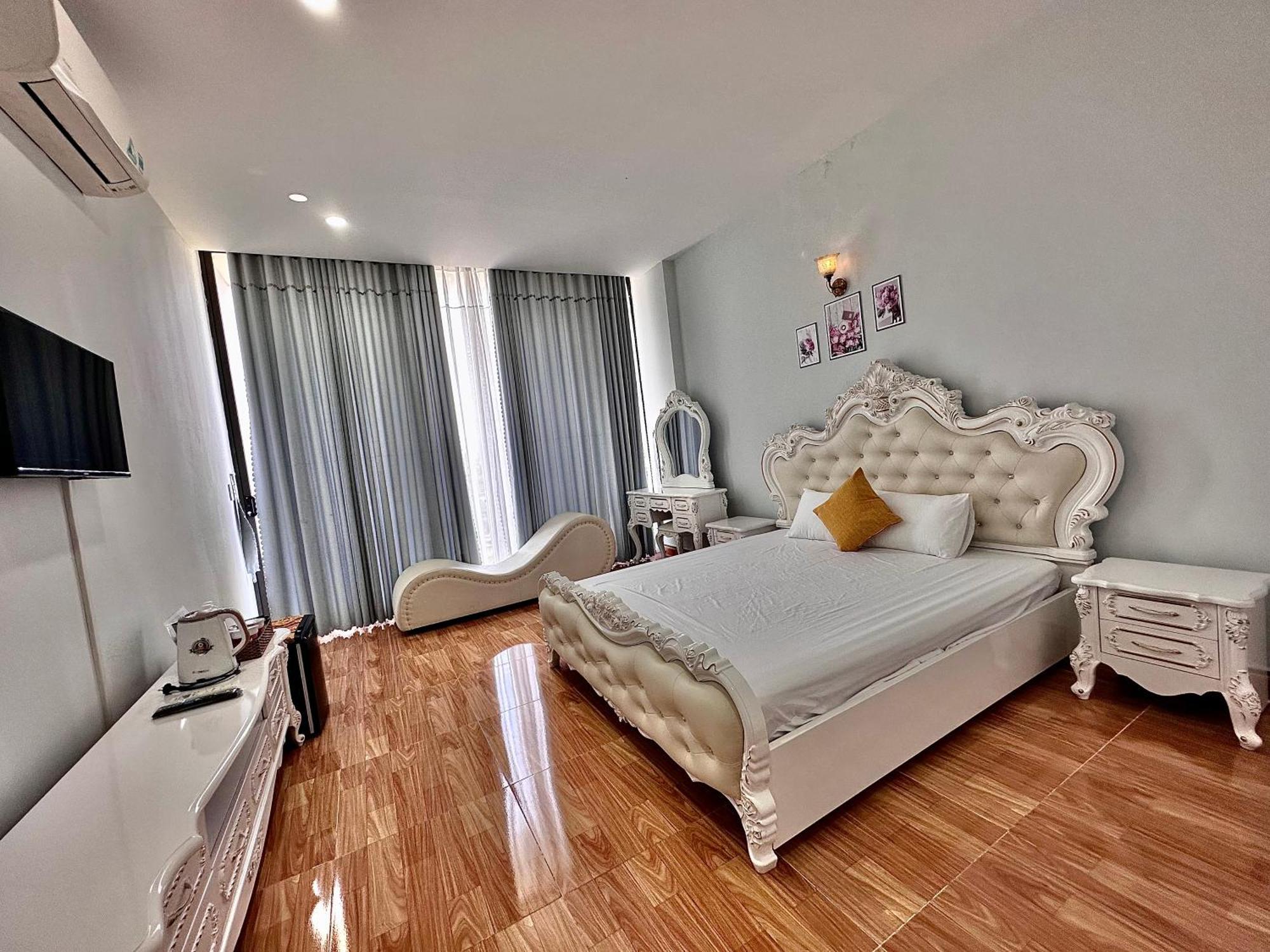 Royal Homestay Tuy Hoa Exterior photo